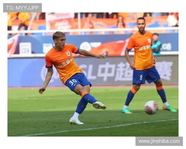 阿卜杜肉苏力加盟河南转费百万